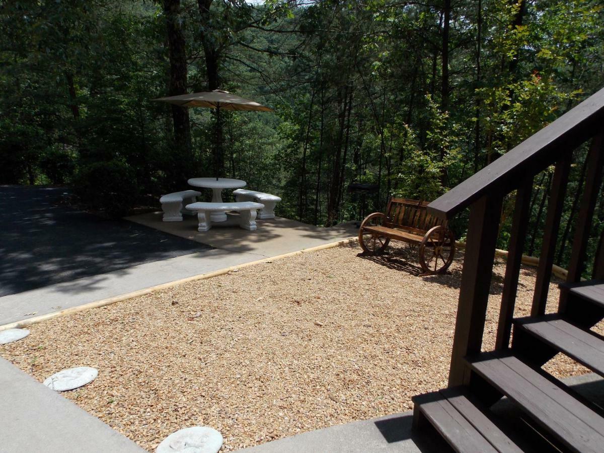 Hillbilly Hilton Chalet Βίλα Pigeon Forge Εξωτερικό φωτογραφία
